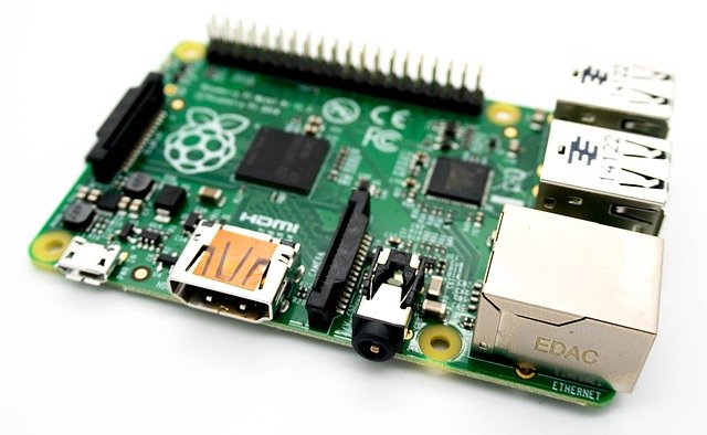 Raspberry Pi Computer Electronics - kevinpartner / Pixabay