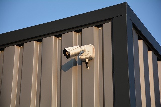Security Camera Monitoring - fmunzert / Pixabay